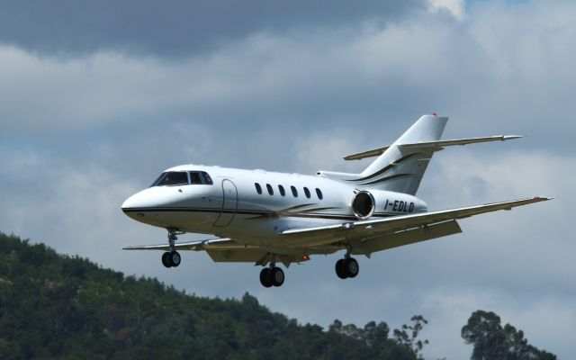 Hawker 800 (I-EDLO)