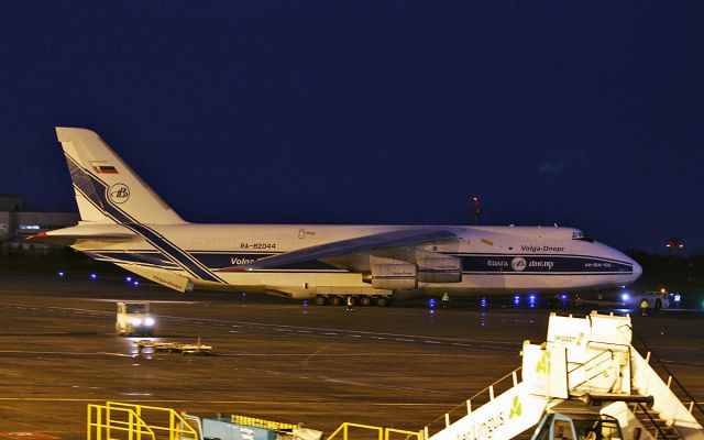 Antonov An-124 Ruslan (RA-82044) - vda an-124-100 ra-82044 being towed for dep from shannon to nasa shuttle landing facility in titusville florida 6/12/18