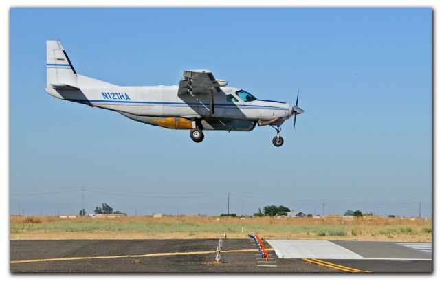 Cessna Caravan (N121HA)