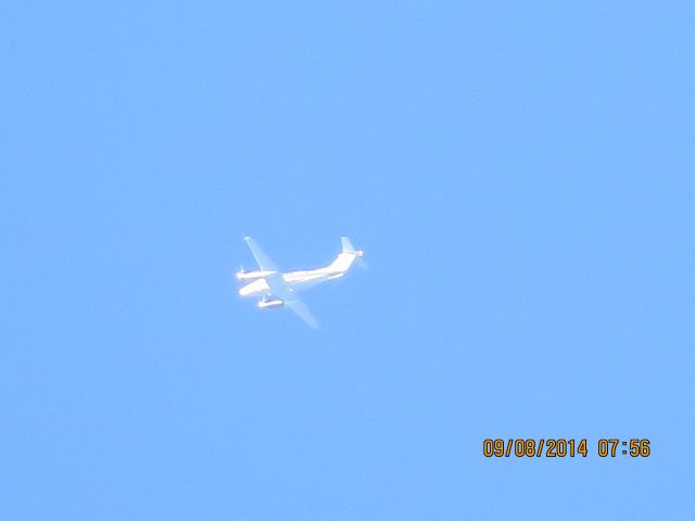 Beechcraft Super King Air 200 (N212LW)