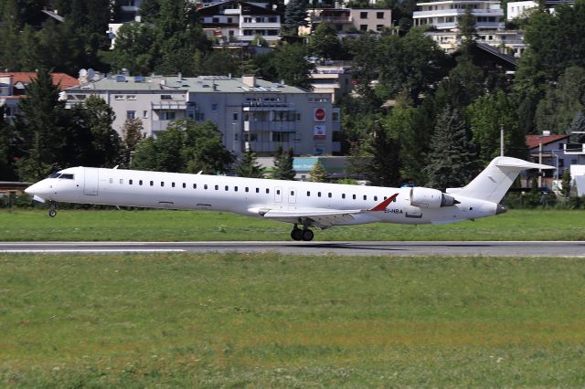 Bombardier CRJ-1000 (EI-HBA)