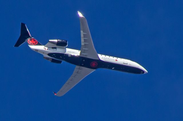 Canadair Regional Jet CRJ-200 (C-FDJA) - Subject aircraft, registered as a Canadair Regional Jet CRJ-200, operating as Flight JZA8854/QK8854, photographed at 1345HrsEST on 21-Feb-2019 over Northern New Jersey, enroute to Newark-Liberty, NJ, (EWR, KEWR), from Ottawa Macdonald-Cartier International, Ontario, Canada, (YOW, CYOW). 