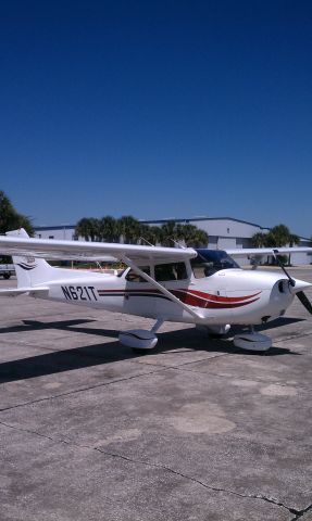 Cessna Skyhawk (N621T)