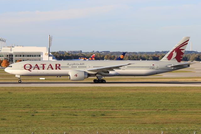 BOEING 777-300ER (A7-BEU)