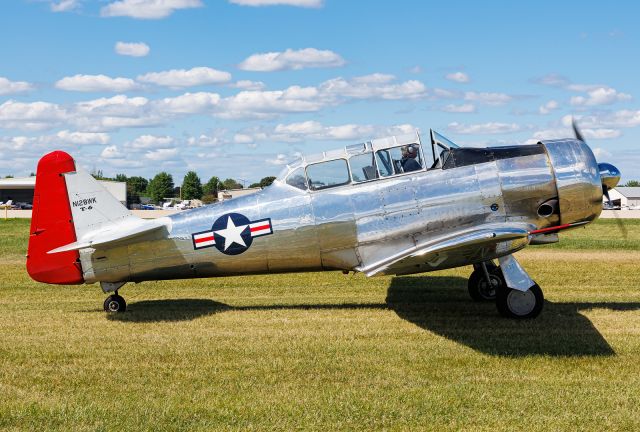 North American T-6 Texan (N128WK)