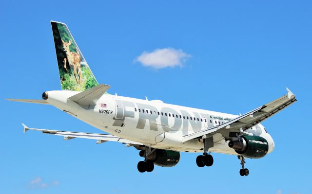 Airbus A319 (N926FR) - Chicago Midway 7/24/14