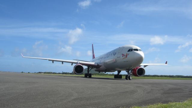 Airbus A330-300 (G-VSXY)