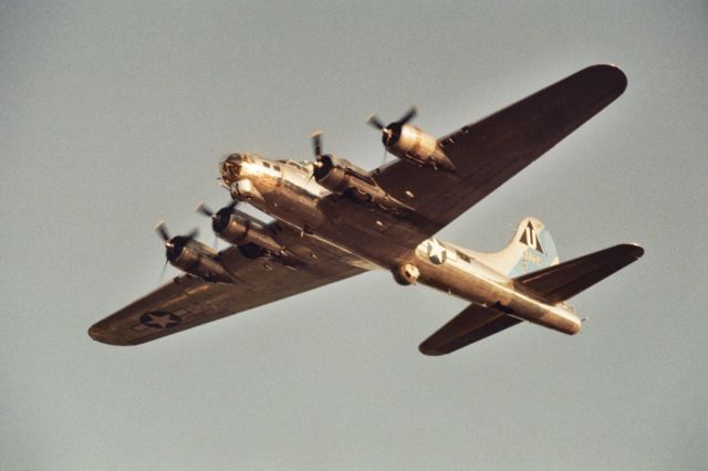 Boeing B-17 Flying Fortress (48-3514) - Participating in the July 3, 2010 Air show over Dubuque Ia