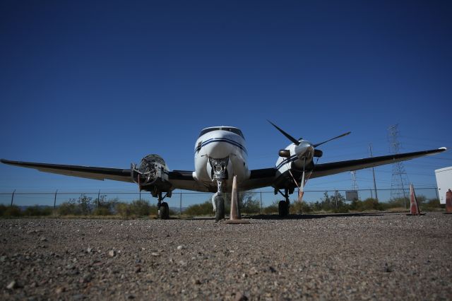 Beechcraft King Air 90 (N132HS)