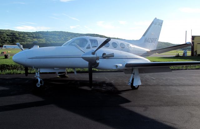 Cessna Conquest 1 (N425RF) - On the RELIANT AIR ramp, where you find the lowest fuel price on the Danbury (KDXR) airport.