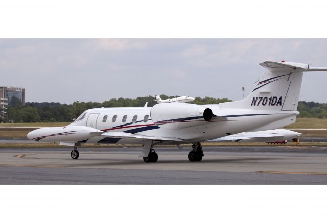 Learjet 35 (N701DA) - The aicraft is operated by CORPORATE FLIGHT MANAGEMENT (CFM).  www.flycfm.com