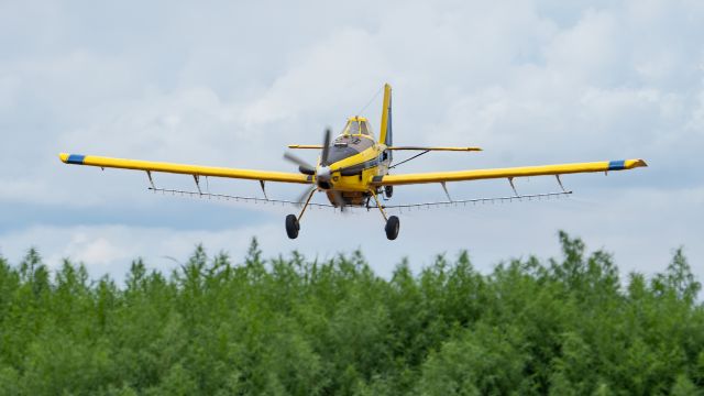 AIR TRACTOR AT-602 (N602HF) - Crop Duster at work.