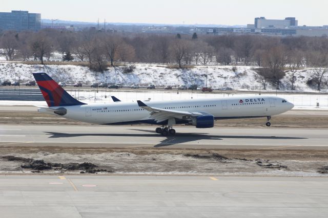 Airbus A330-300 (N809NW)