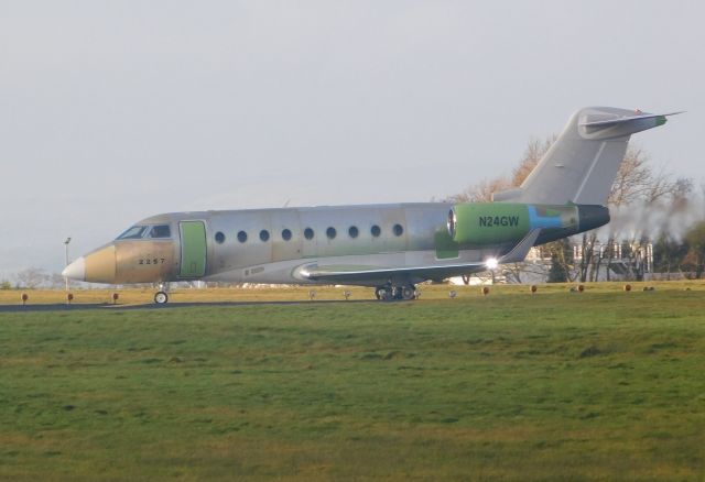 IAI Gulfstream G280 (N24GW) - Waiting to depart Belfast to Halifax on ferry flight Friday 30/12/2022.