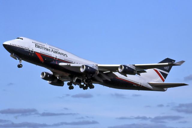 Boeing 747-400 (G-BNLP) - BRITISH AIRWAYS - BOEING 747-436 - REG : G-BNLP (CN 24058/828) - WEST BEACH ADELAIDE SA. AUSTRALIA - YPAD (9/8/1992)35MM SLIDE SCANNED WITH A EPSON PERFECTION V700 FLATBED SCANNER.