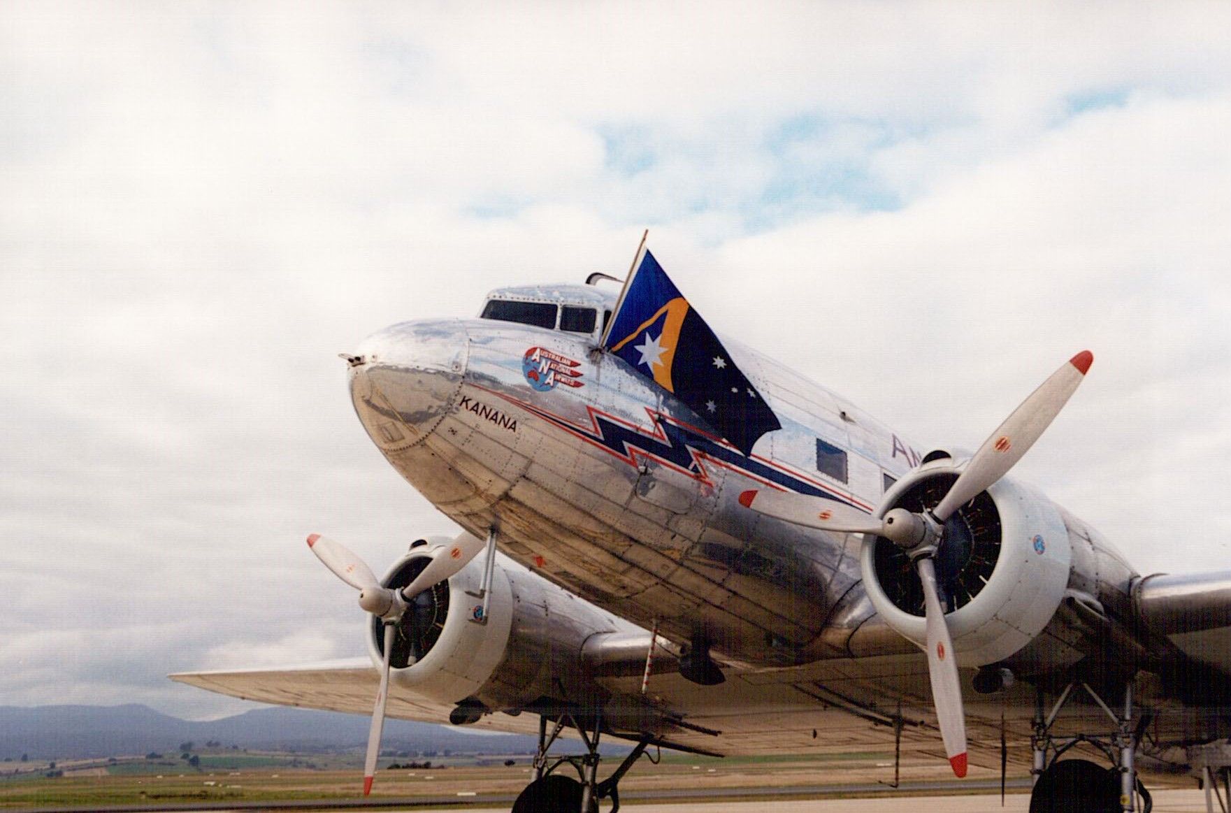 Douglas DC-3 (VH-ABR)