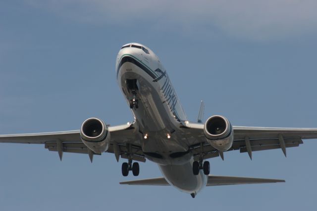 Boeing 737-700 — - Landing at Portland Sept. 15 2014.