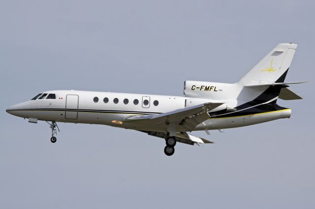 Dassault Falcon 50 (C-FMFL)