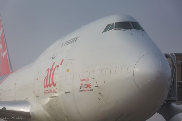 Boeing 747-200 (ER-JAI)