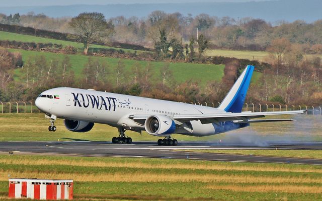 BOEING 777-300 (9K-AOH) - kuwait b777-369er 9k-aoh landing at shannon 29/1/18.