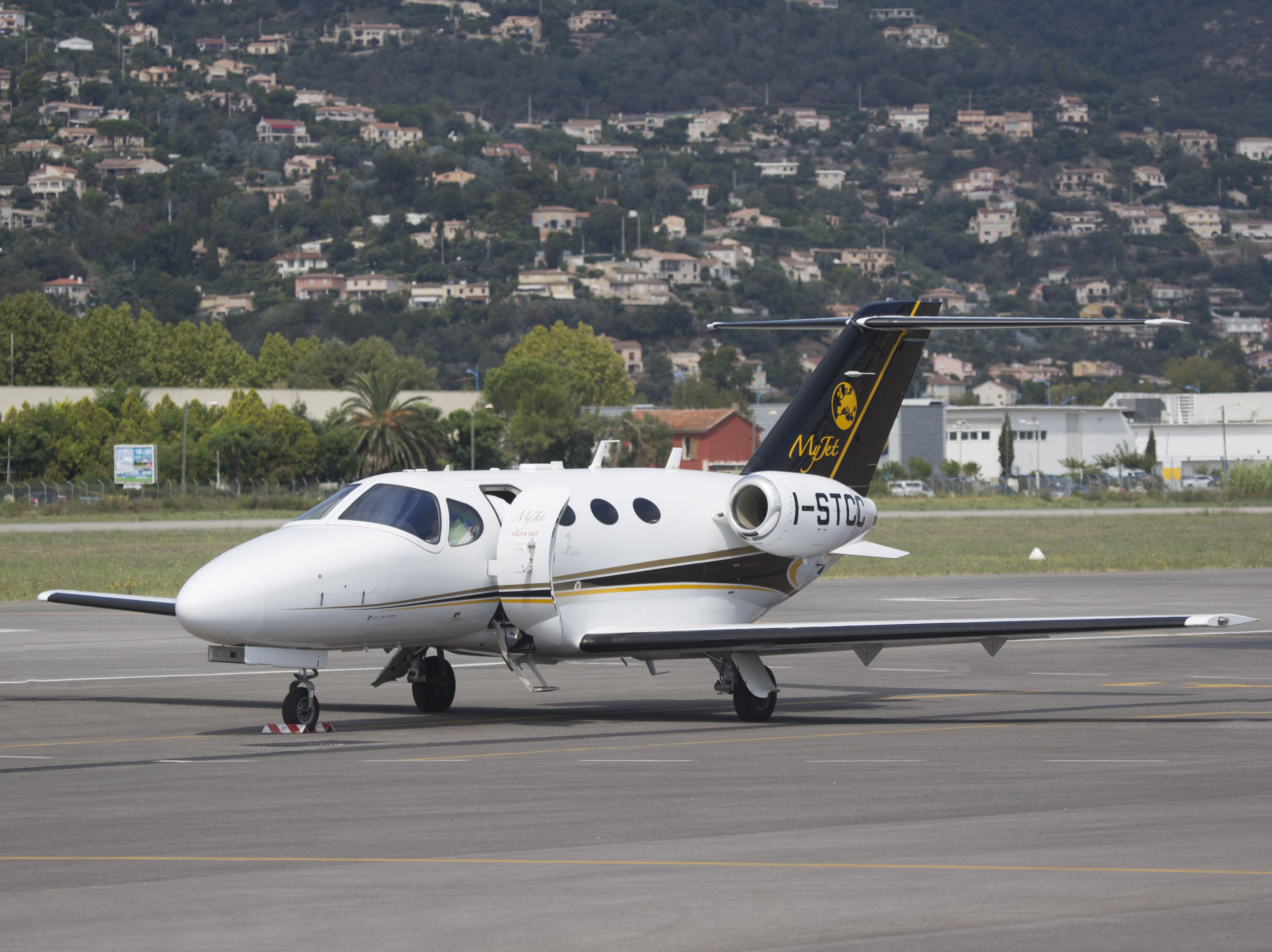 Cessna Citation Mustang (I-STCC) - At Cannes, France. After landing runway 17.