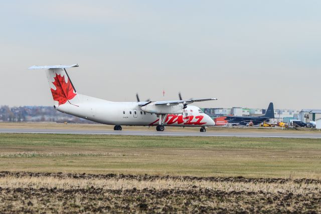 de Havilland Dash 8-400 (C-GLTA)