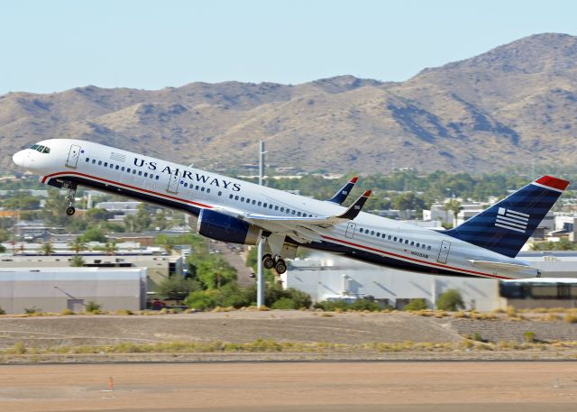 Boeing 757-200 (N908AW)