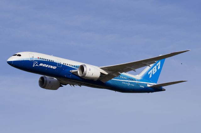 Boeing 787-8 (N787BA)