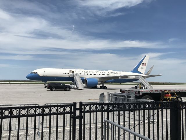 Boeing 757-200 (N90016) - A Boeing C-32 modified 757 serving as Air Force One waits on the tarmac at Burke Lakefront Airport in Cleveland, OH.