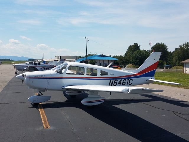 Piper Cherokee (N6461C)