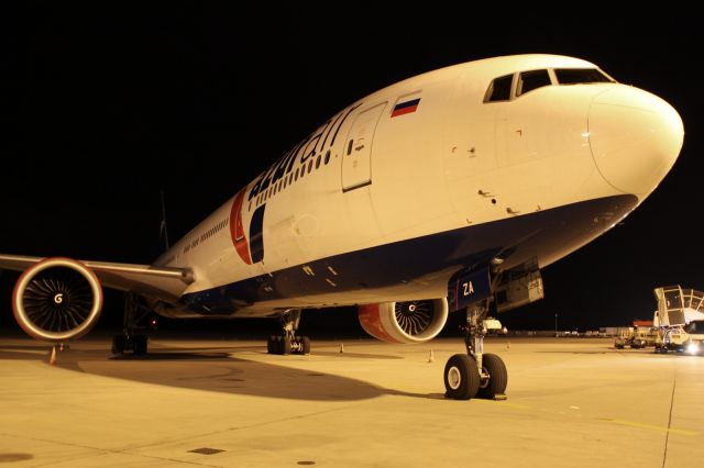 BOEING 777-300ER (VQ-BZA)