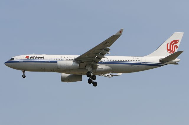 Airbus A330-200 (B-6131) - August 3, 2009 - approached Vancouver, BC
