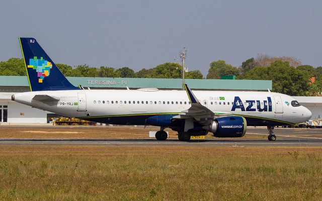 Airbus A320neo (PR-YRJ)