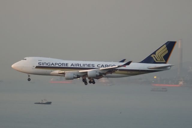 Boeing 747-400 (9V-SFK)