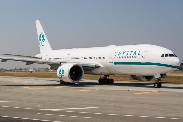 BOEING 777-200LR (P4-XTL)