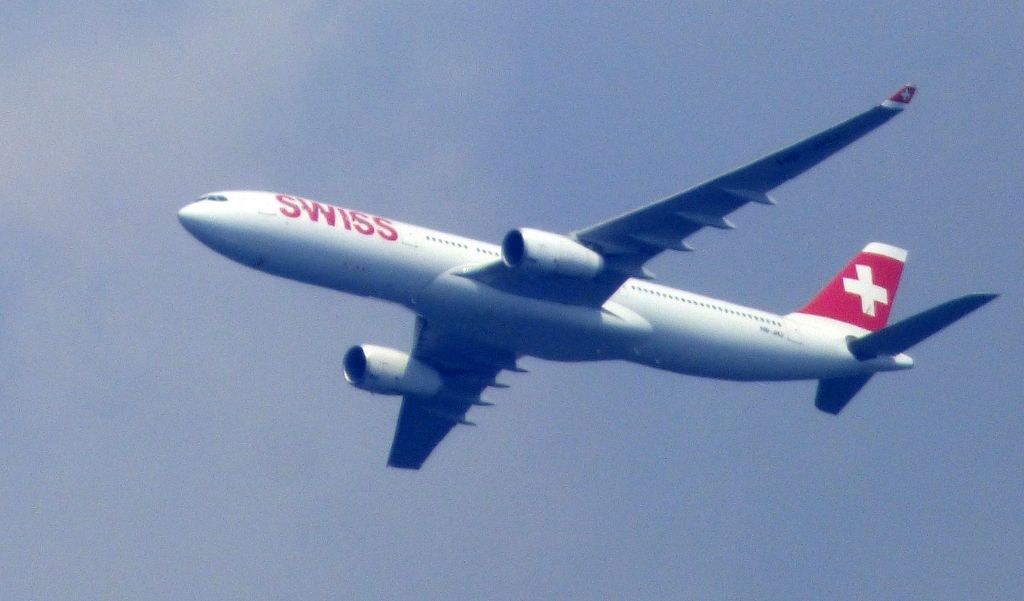 Airbus A330-300 (HB-JHJ) - Shown here is a Swiss Air Airbus A330-300 a few minutes until landing in the Summer of 2018.