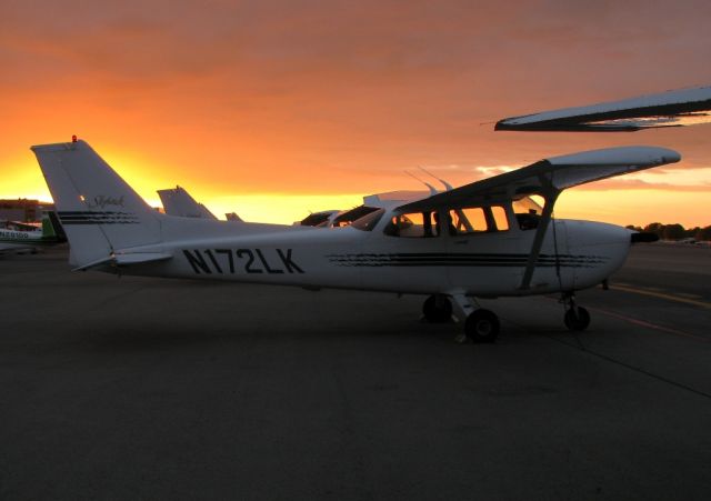 Cessna Skyhawk (N172LK)