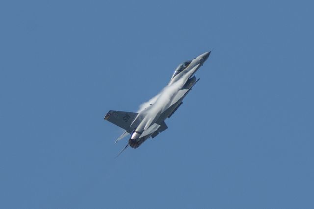 Lockheed F-16 Fighting Falcon (92-3923)