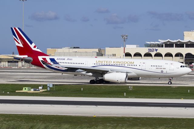 Airbus A330-200 (ZZ-336)