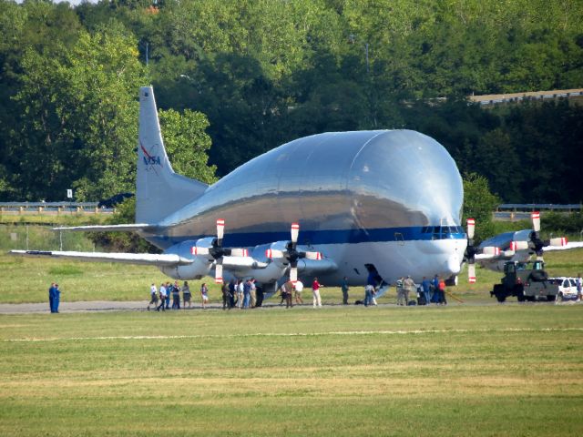 Aero Spacelines Super Guppy (N941NA)