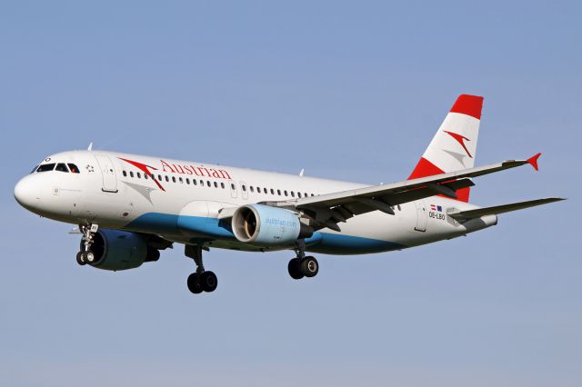 Airbus A320 (OE-LBO)
