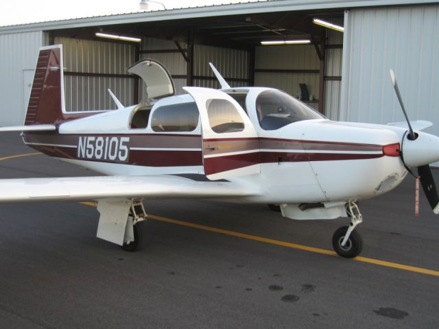 Mooney M-20 (N58105) - Back Home