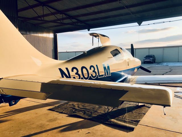 Lancair Lancair 4 (N303LM)