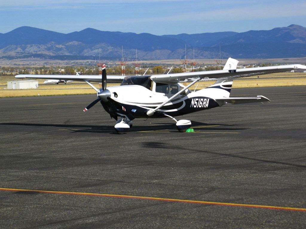 Cessna 206 Stationair (N516RA)