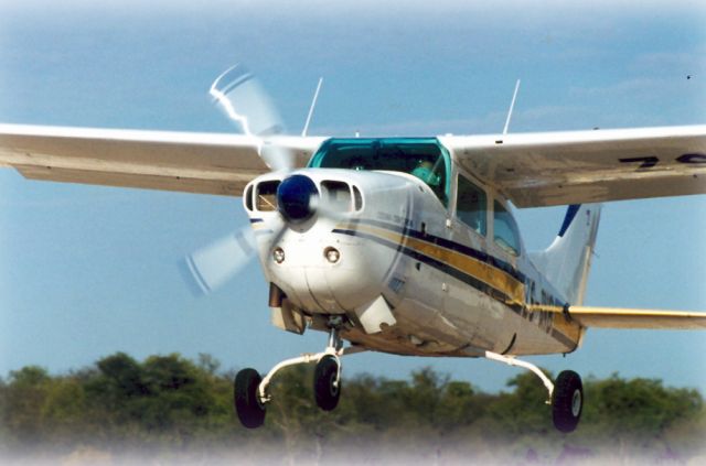 Cessna Centurion (ZS-AVB) - Take off at ELEV 4,500ft. Aircraft is turbo charged.