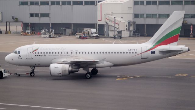 Airbus A319 (LZ-FBA)