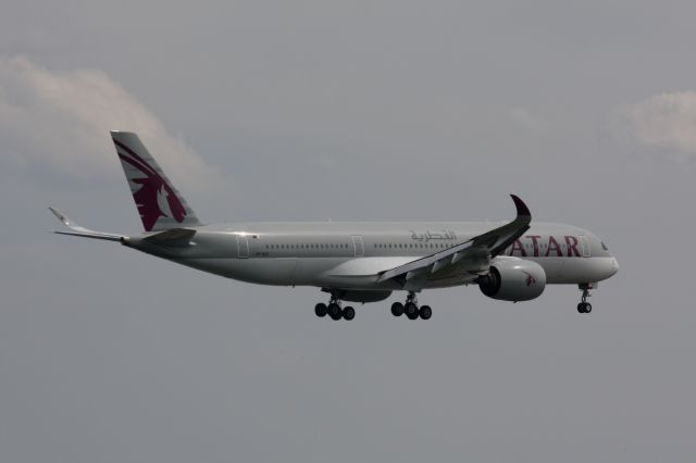 Airbus A350-900 (A7-ALC)