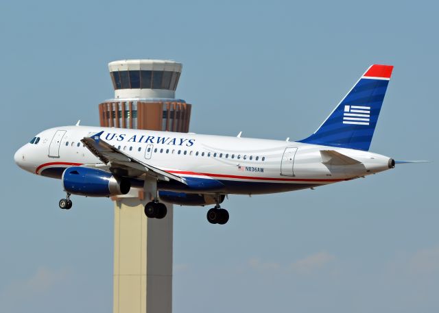 Airbus A319 (N836AW)