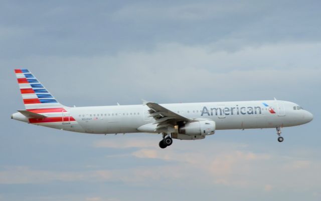 Airbus A321 (N509AY)