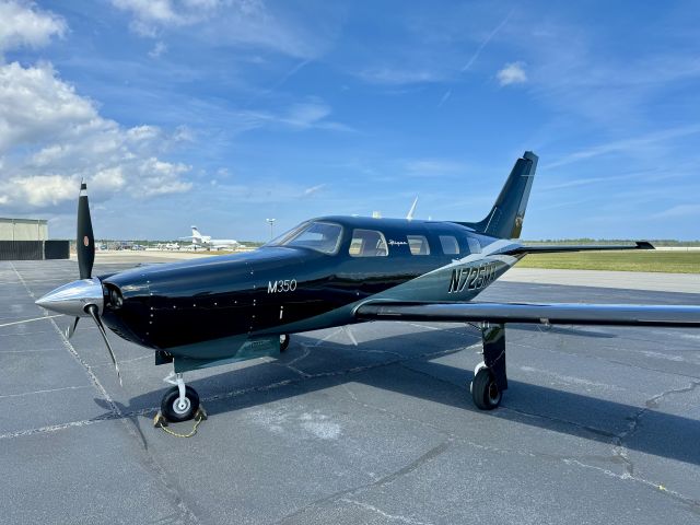 Piper Malibu Mirage (N725MA)
